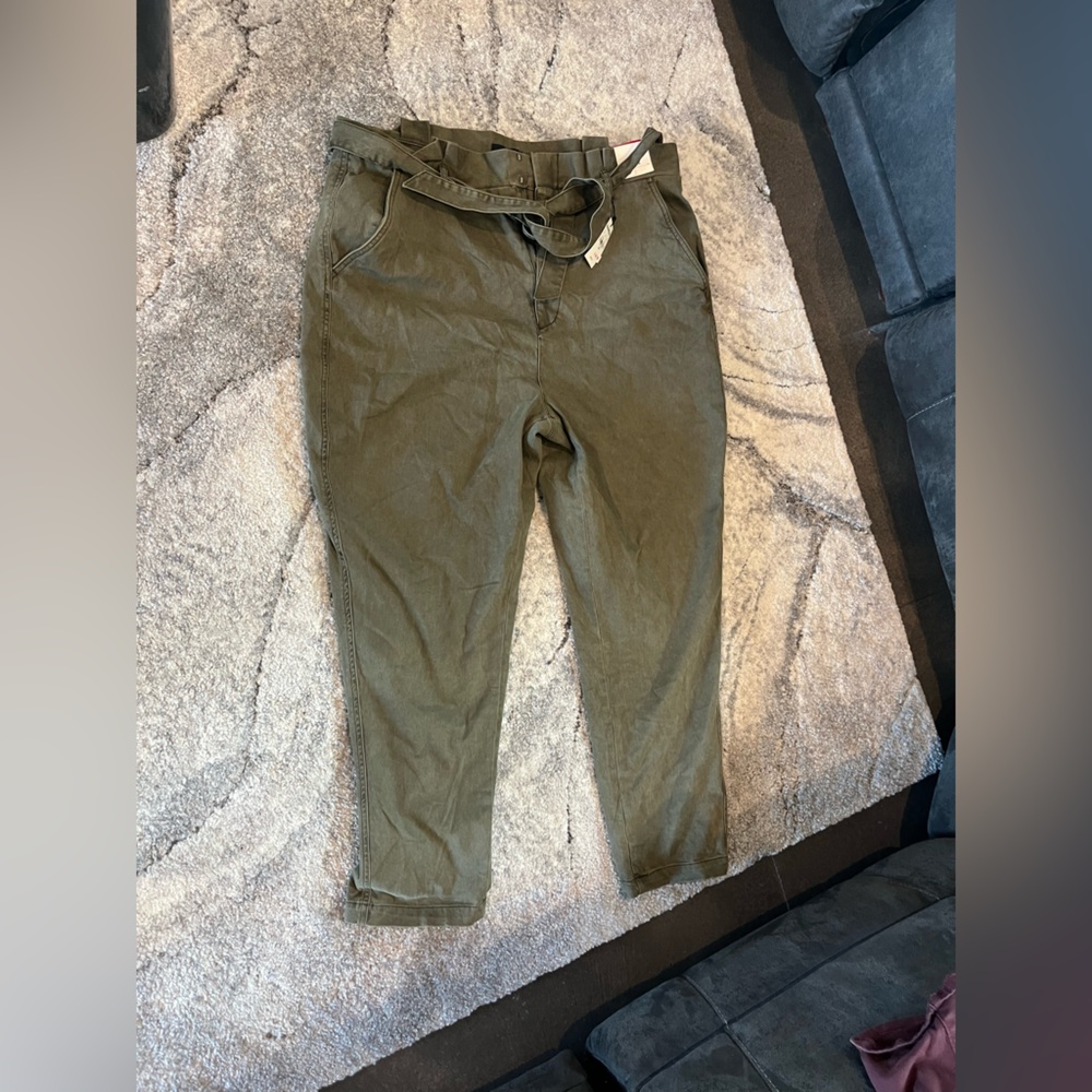 NWT Express Green Paperbag Extreme High Rise Pants 18R